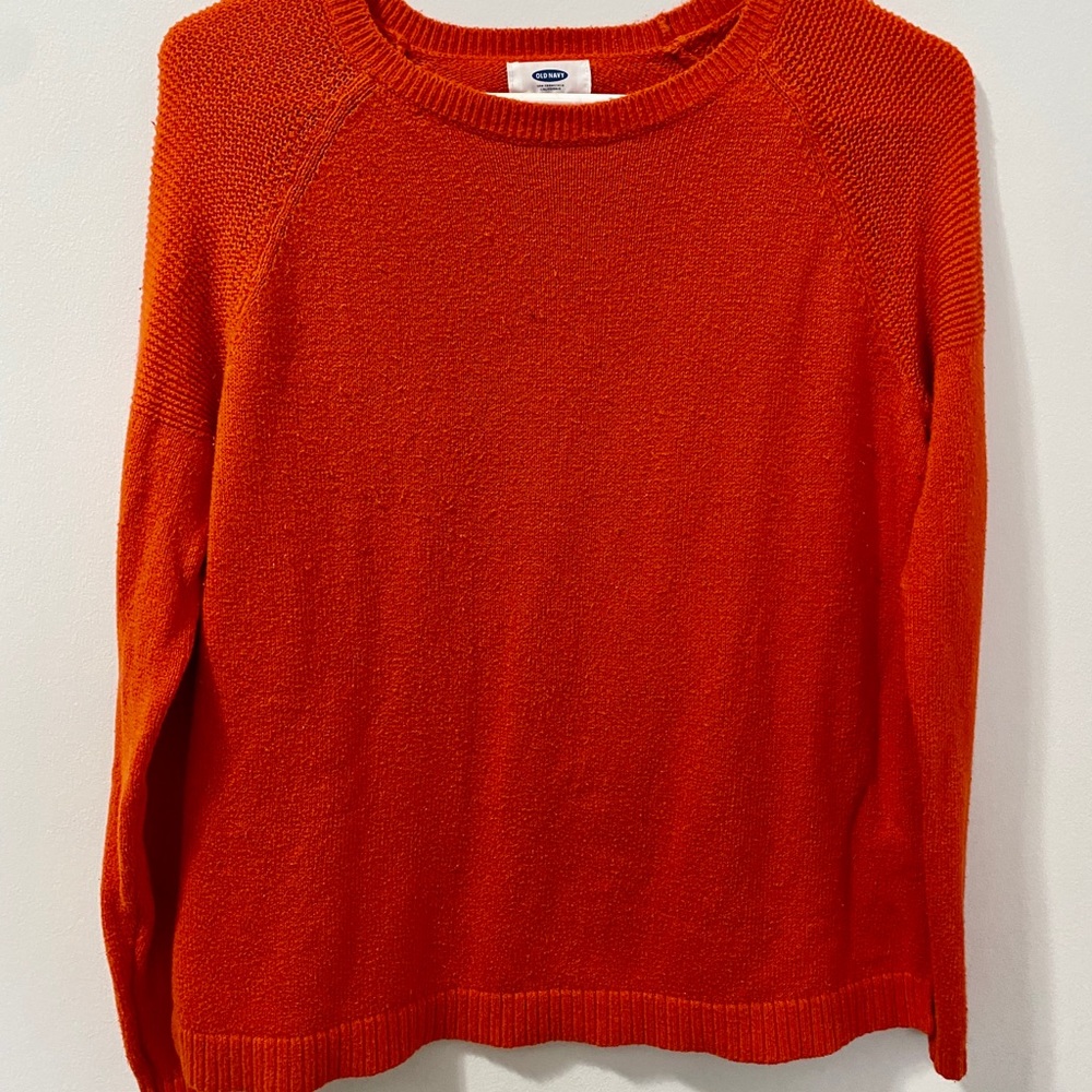Old navy sweater